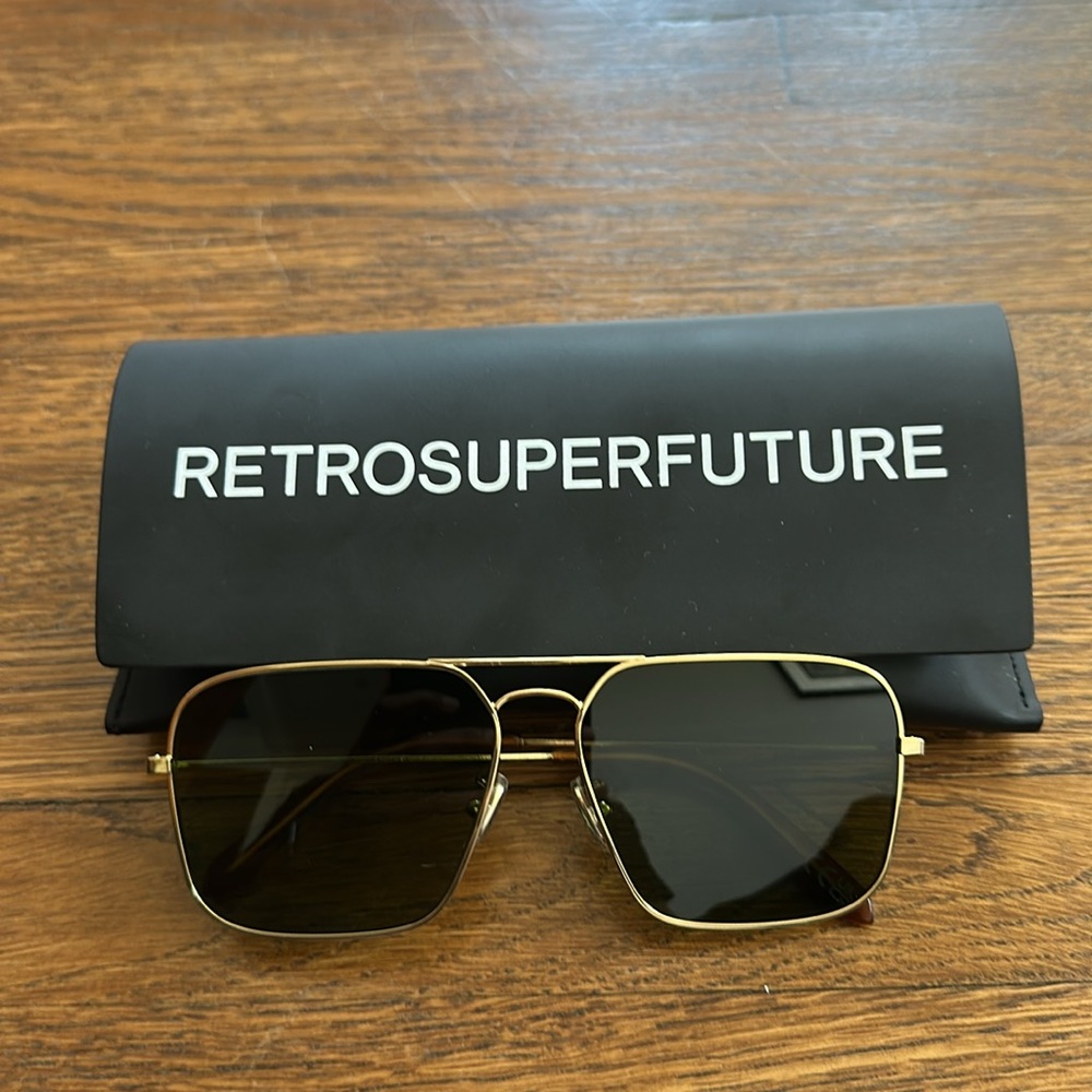Retrosuperfuture Men’s Iggy 2.0 Gold Aviator Sunglasses with Green Lenses NWT